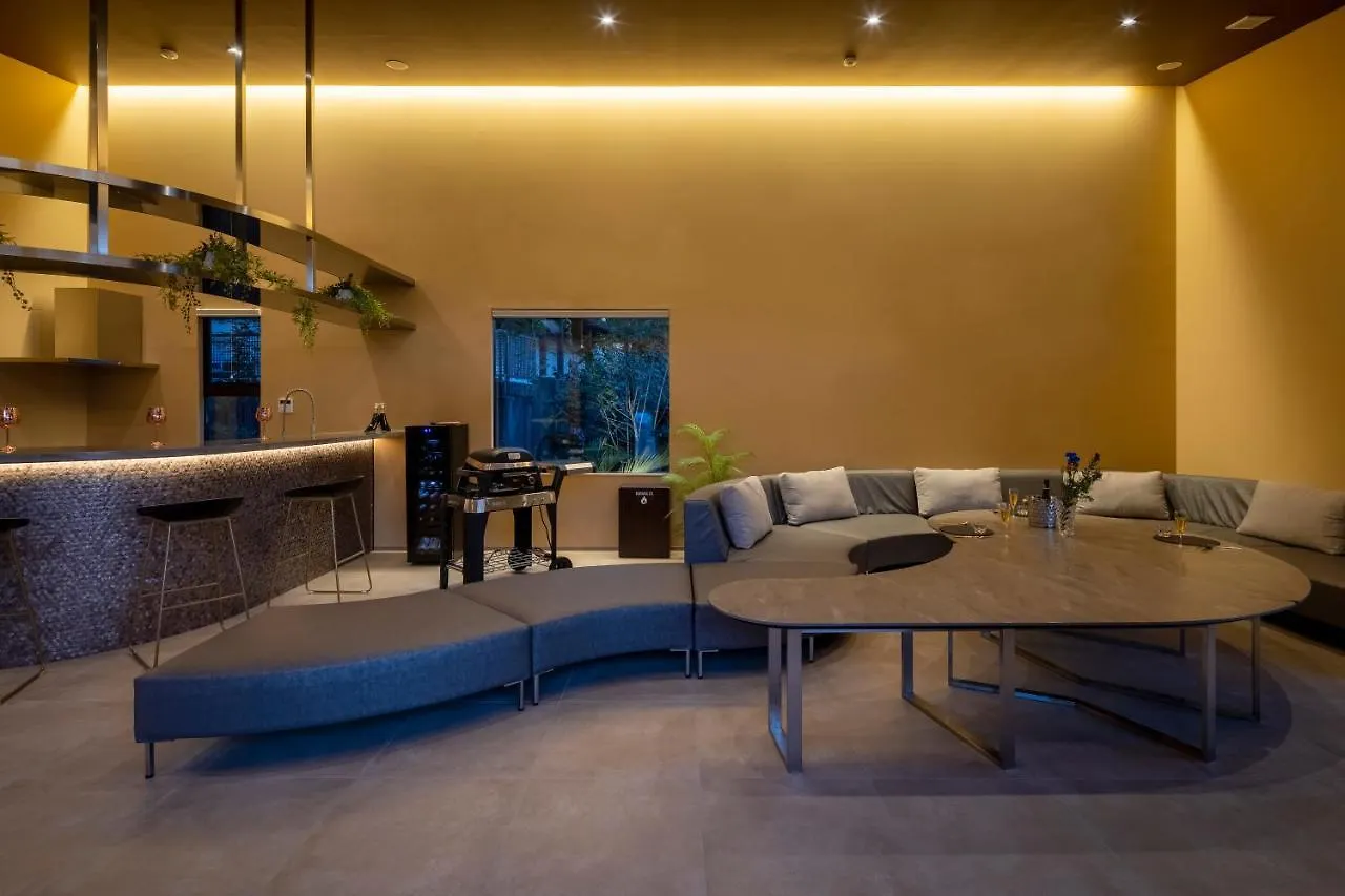 Furanyu Yugawara: Exclusive Oceanfront Villa with Private Onsen Japan